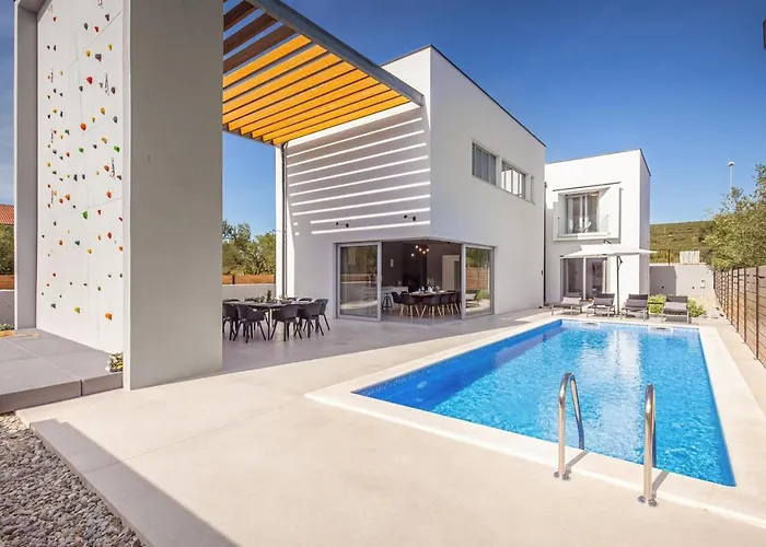 Activia Ferienhaus Sveti Filip i Jakov